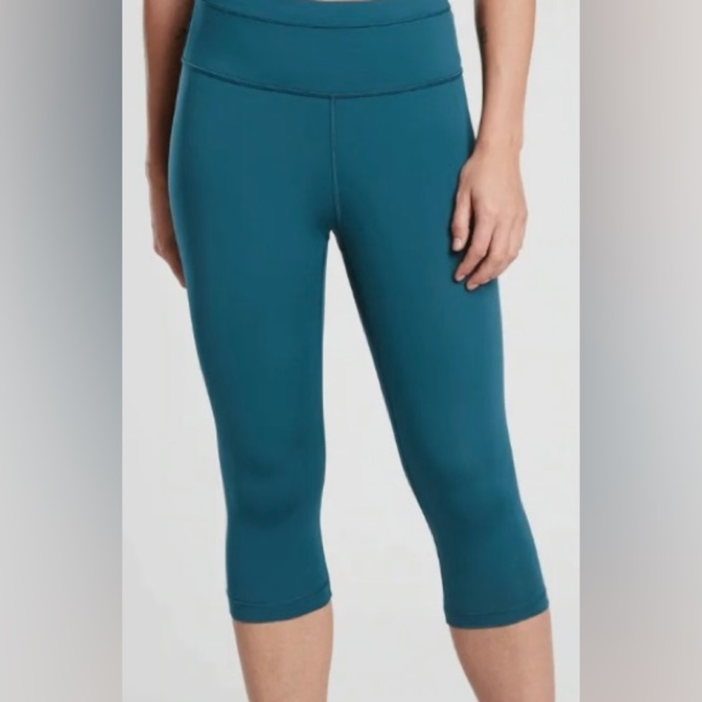 ATHLETA ACCELERATE CROP TIGHT PANT LEGGINGS